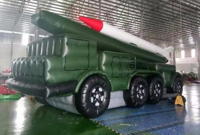 鹤山军事导弹车